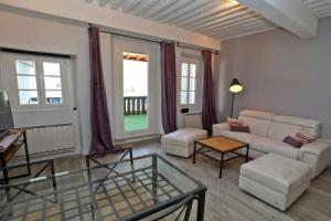 Annecy downtown 55 m2 Apart with big terrace, Анси