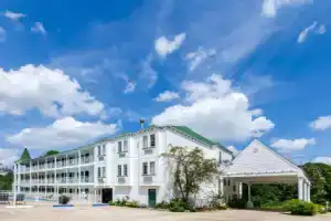 Отель «Quality Inn South», Юрика-Спрингс