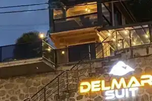 Delmaresuit Villa, Ардешен