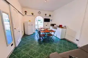 Ashur310 Residence Mondello, Монделло