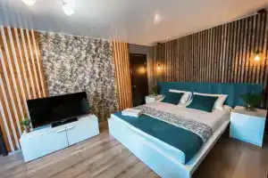 Апартаменты на улице Серова 6А, Омск