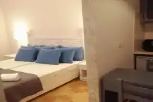 Dionisia Apartments 2, Кефалос