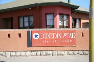 Dunedin Star Guesthouse, Свакопмунд