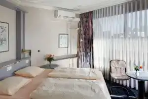 Hotel «Senator Hamburg», Гамбург