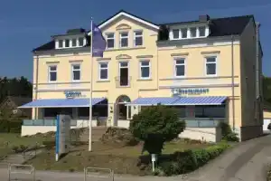Hotel «Kieler Förde», Киль