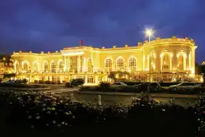 Отель «Hôtel Barrière Le Royal Deauville», Довиль