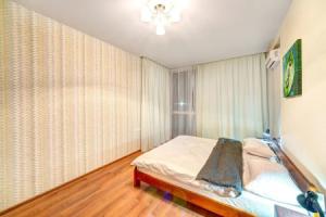 Apartment Predslavinskaya 57-84, Киев