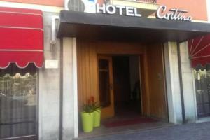 Hotel «Cortina», Гарда