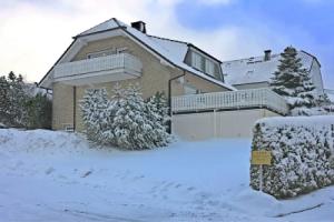 Attractive Apartment in Winterberg With Balcony, Винтерберг