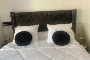 Petit appartement chez l’hôte avec piscine, Марсель