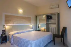 Hotel «Calamosca», Кальяри