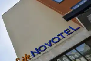 Отель «Novotel Suites Reims Centre», Реймс