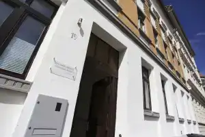 Апарт-отель «Zollikof Aparts - Sauna & Studio», Лейпциг