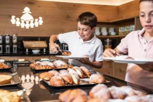 Biancaneve Family Hotel, Сельва-ди-Валь-Гардена