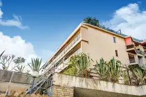 Delightful Apartment in Sanremo With Garden, Сан-Ремо