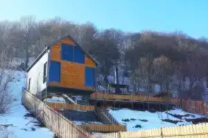 WoodNess Guest House Spacious 3BR Sauna, Артаваз