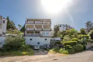 Awesome Home in Crikvenica With Wifi and 3 Bedrooms, Цриквеница