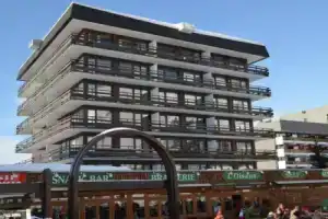 Appartement Les Menuires, 3 pièces, 8 personnes - FR-1-452-292, Ле Менюир