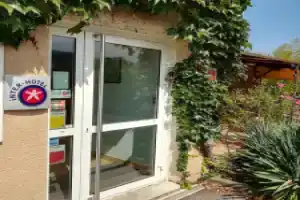 Отель «The Originals City, Hôtel Valence Est», Валанс