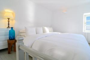 Iconic Santorini, a Boutique Cave Hotel, Имеровигли