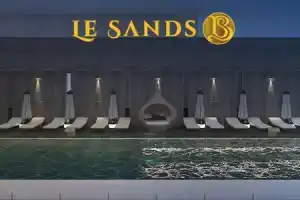 Le Sands Oceanfront Danang Hotel, Дананг