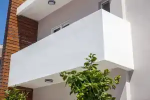Kappa Apartments, Фалираки