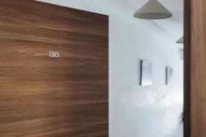 Cosy & Modern 1 BR APT - 2 mins from sea, Аура