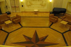 Suite Hotel Nettuno, Сестри-Леванте