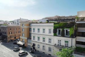 Отель «The b Place», Рим