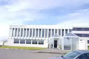 Hotel «Höfn», Хофн