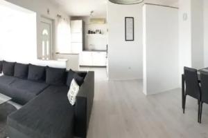 Knežević Apartments, Цриквеница