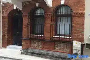 Ozcans Sururi Pera Flats 2, Стамбул