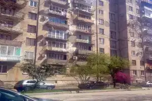 2-h komnatnaja Kvartira Ljuks u morja, Сухум