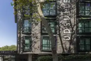 Upsuites Hotel, Стамбул