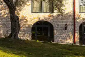 Мини-Отель «Mashtra - The Olive House», Ульцинь