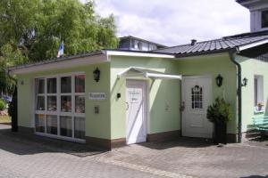 Pension Dünenhaus, Цемпин
