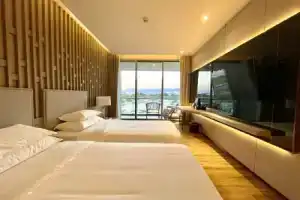 Отель «Symphony of The Sea», Банг Саен