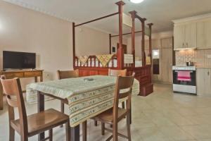 Fronis Studio B, Карпатос