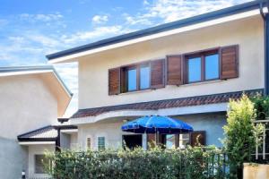 Amazing Home in Soverato With 3 Bedrooms and Wifi, Soverato Marina