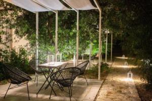 Villa Rosa Resort, Конверсано