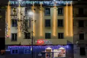 Hotel «Susa», Милан