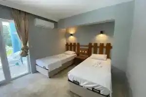 Ege Apart Hotel, Мармарис