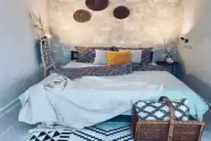 Казанский приём на улице Гаяза Исхаки, Казань