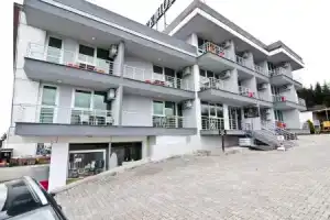Hi̇ll Li̇fe Hotel, Люлебургаз