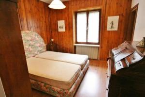 Casa Iolanda, Сорага