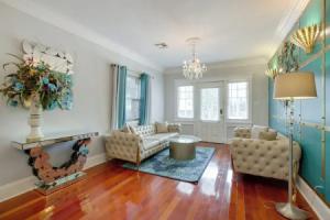 2 Mi to Audubon Park: Glam Nola Gem, Новый Орлеан