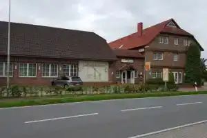 Hotel «zum Gesundbrunnen», Бад-Цвишенан