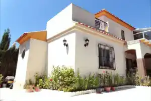 House With 3 Bedrooms in Torrevieja, With Wonderful sea View, Pool Acc, Торревьеха