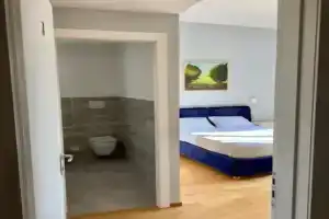 Sweet Home Desiree, Скандиччи
