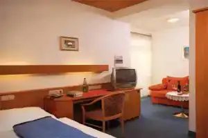 Hotel «-Restaurant Zur Mainlust», Ханау
